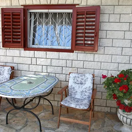 Apartments By The Sea Seget Vranjica, Trogir - 980