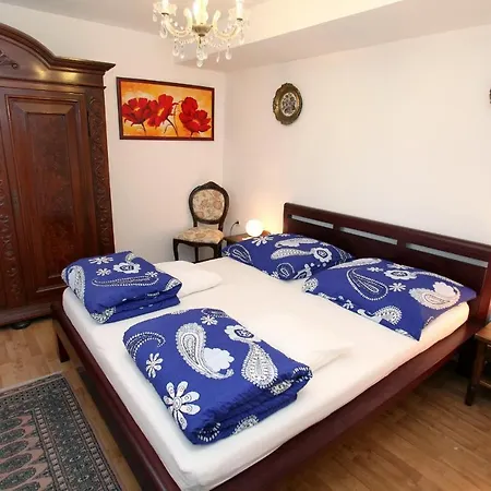 Apartments By The Sea Seget Vranjica, Trogir - 980 * Trogir