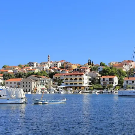 Apartman By The Sea Seget Vranjica, - 980